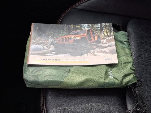 Used 2018 Jeep Wrangler Unlimited Rubicon image 26