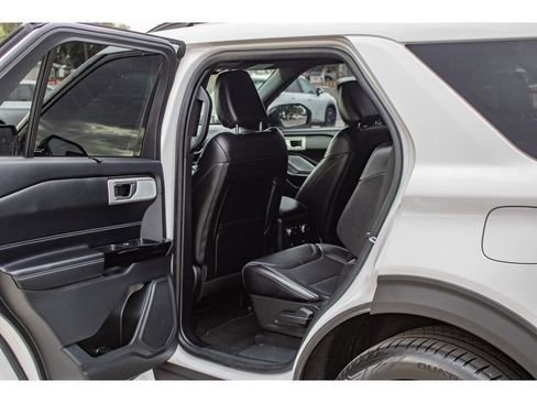 Used 2022 Ford Explorer ST w/ Equipment Group 401A AWD/4WD image 14