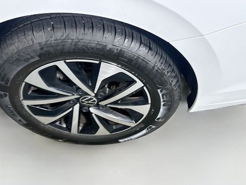 Used 2025 Volkswagen Jetta S FWD image 11