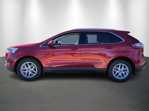 Used 2023 Ford Edge SEL w/ Convenience Package image 2