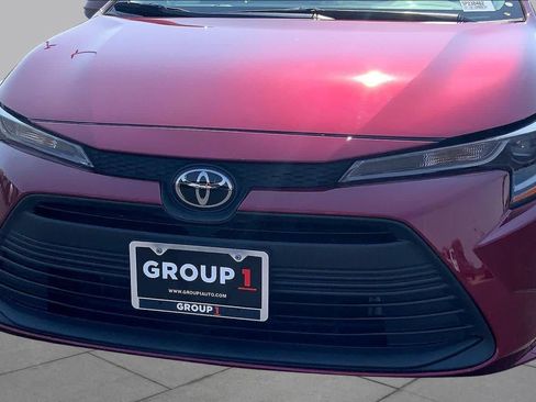 Used 2025 Toyota Corolla LE FWD image 30