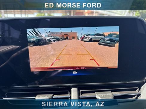 Used 2024 Chevrolet Trax RS FWD image 17