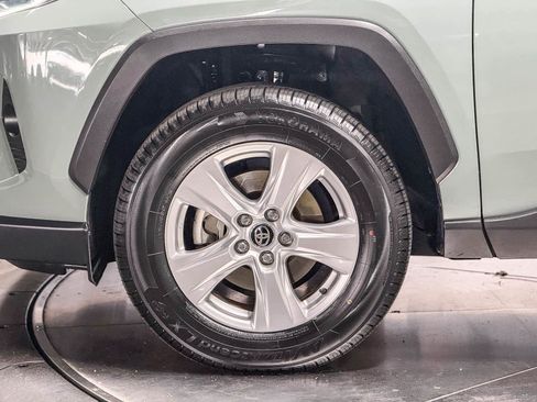 Certified 2020 Toyota RAV4 XLE w/ Carpet Mat Package AWD/4WD image 9