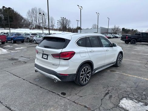 Used 2022 BMW X1 xDrive28i w/ Convenience Package image 3