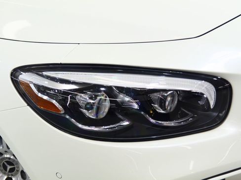 Certified 2018 Mercedes-Benz SL 550 image 10