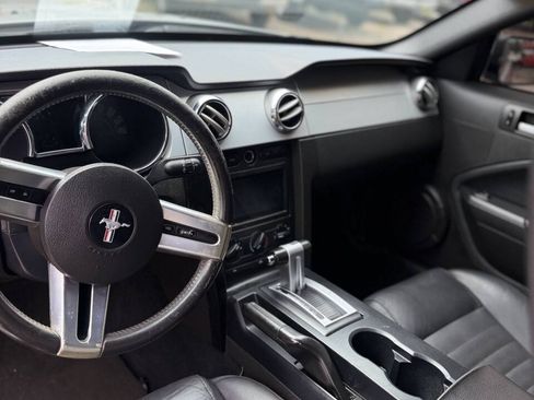 Used 2006 Ford Mustang GT RWD image 17