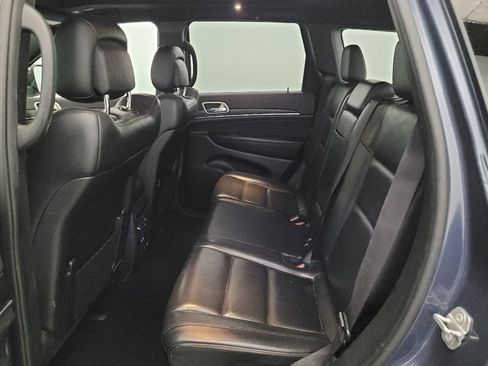 Used 2021 Jeep Grand Cherokee Limited w/ Sun & Sound Group AWD/4WD image 18
