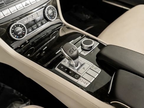 Used 2016 Mercedes-Benz SL 550 SL 550 image 32