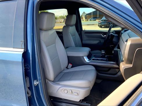 Used 2024 GMC Sierra 1500 SLT w/ SLT Premium Plus Package image 9