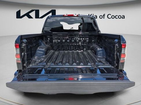 Used 2025 Nissan Frontier SV RWD image 13