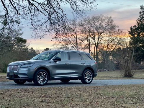 Used 2022 Lincoln Corsair AWD w/ Equipment Group 101A image 35