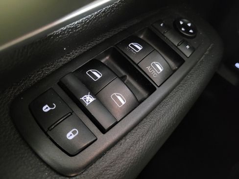 Used 2021 RAM 1500 Big Horn RWD image 27
