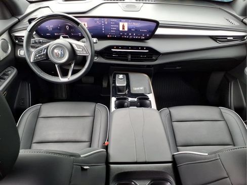 Used 2025 Buick Enclave Avenir w/ Super Cruise Package AWD/4WD image 18
