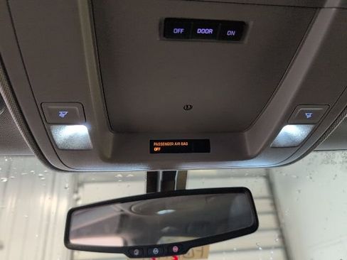 Used 2015 Chevrolet Silverado 1500 LT image 19