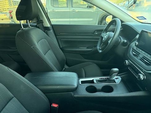 Certified 2025 Nissan Altima 2.5 S image 3