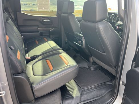 Certified 2021 GMC Sierra 1500 AT4 w/ AT4 Premium Package image 11