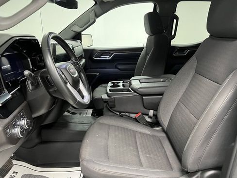 Used 2024 GMC Sierra 1500 Elevation image 19