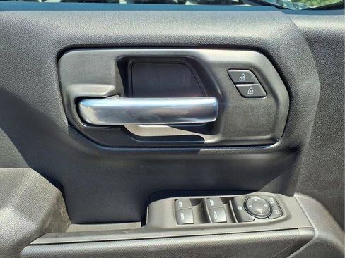 New 2026 Chevrolet Silverado 1500 Custom AWD/4WD image 17