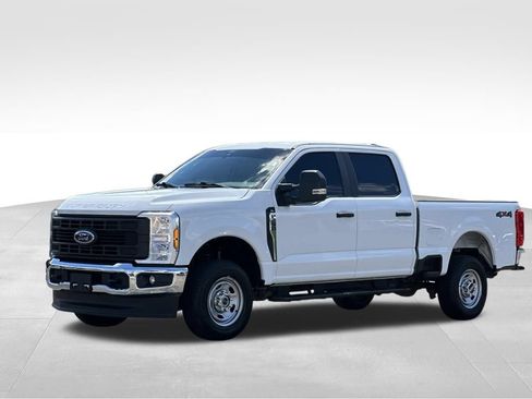 Certified 2024 Ford F250 XL w/ XL Chrome Package AWD/4WD image 9