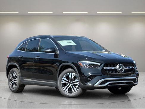 New 2025 Mercedes-Benz GLA 250 image 2