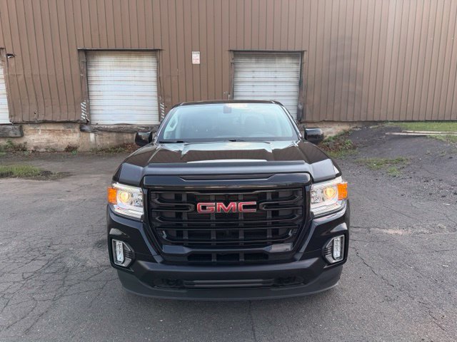 Used 2022 GMC Canyon Elevation w/ Elevation Premium Package AWD/4WD image 2