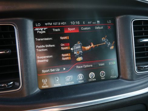 Used 2015 Dodge Charger SRT w/ Harman/Kardon Audio Group image 31