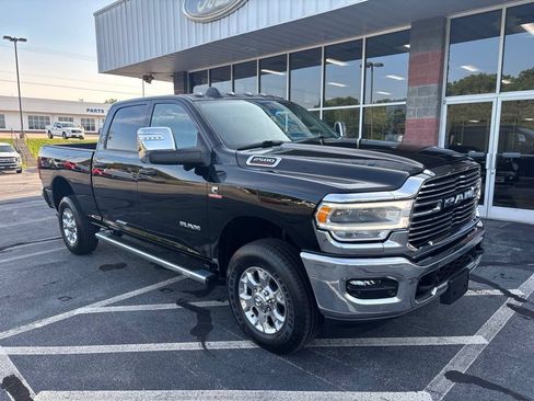 Used 2024 RAM 2500 Laramie w/ Towing Technology Group AWD/4WD image 4