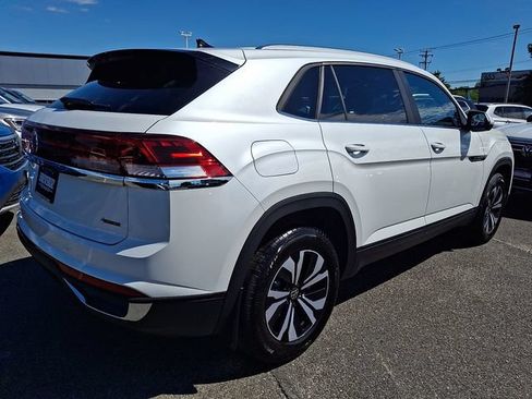 New 2026 Volkswagen Atlas Cross Sport SE AWD/4WD image 4