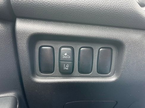 Used 2024 Mitsubishi Outlander Sport ES AWD/4WD image 42