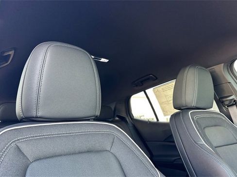 New 2026 Chevrolet Equinox EV LT image 22