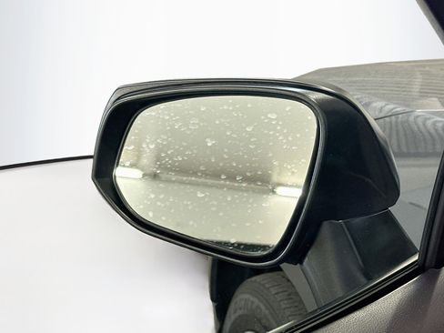 Used 2025 Toyota RAV4 LE AWD/4WD image 16