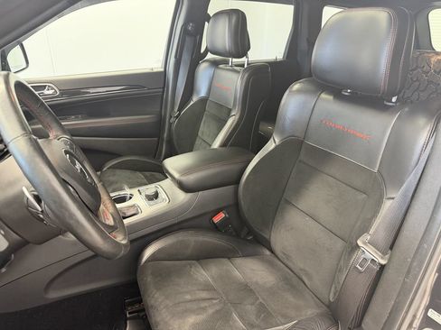Certified 2017 Jeep Grand Cherokee Trailhawk AWD/4WD image 29