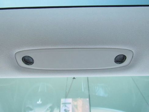 Used 2019 Tesla Model 3 Standard Range image 30