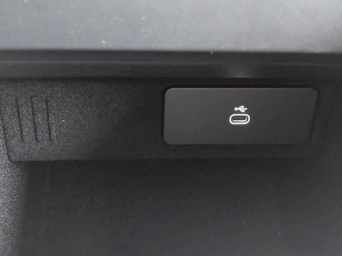 New 2026 Land Rover Range Rover Sport SE image 33