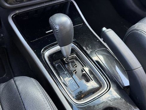 Used 2017 Mitsubishi Outlander SEL image 21