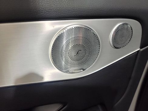 Used 2017 Mercedes-Benz GLC 300 4MATIC image 16