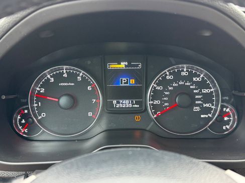 Used 2013 Subaru Legacy 2.5i Limited AWD/4WD image 24