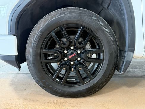 Used 2024 GMC Sierra 1500 Elevation w/ Max Trailering Package AWD/4WD image 8