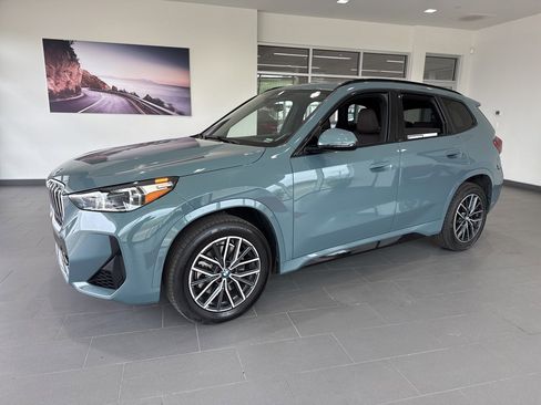 Certified 2023 BMW X1 xDrive28i w/ M Sport Package image 4