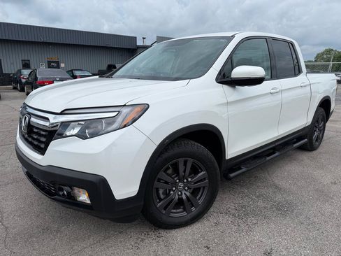Used 2019 Honda Ridgeline Sport image 3