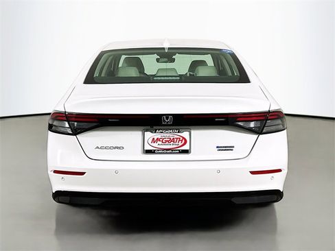 Certified 2024 Honda Accord Touring image 18