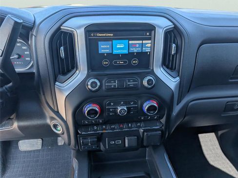 Used 2021 GMC Sierra 1500 SLT w/ SLT Premium Package image 18