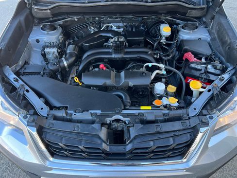 Used 2018 Subaru Forester 2.5i Premium w/ All-Weather Package image 44