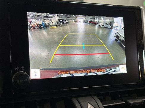 Certified 2025 Toyota RAV4 XLE AWD/4WD image 28