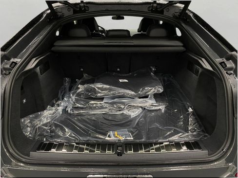 New 2026 BMW X6 xDrive40i image 6