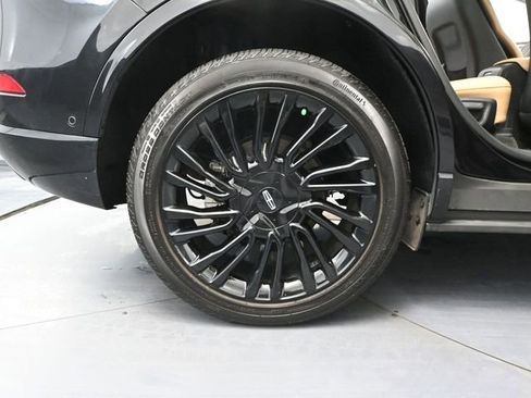 Used 2022 Lincoln Corsair Reserve w/ Equipment Group 201A image 17