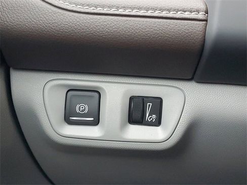 Certified 2023 GMC Acadia SLE w/ Driver Convenience Package image 21