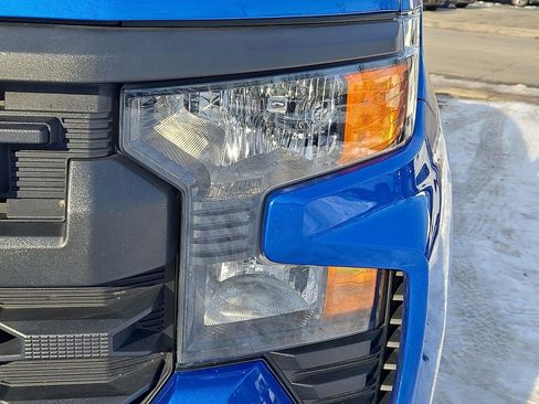 Used 2022 Chevrolet Silverado 1500 Custom image 14