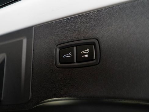 New 2025 Porsche Cayenne AWD/4WD image 49