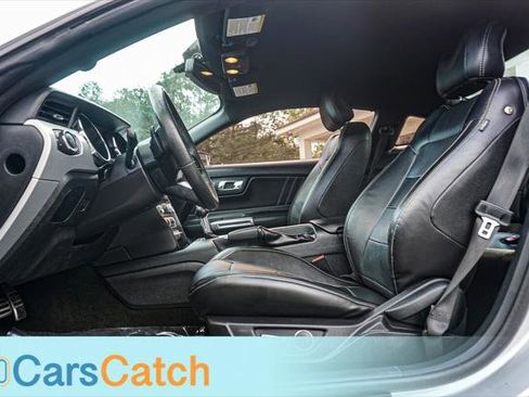 Used 2017 Ford Mustang GT Premium image 18